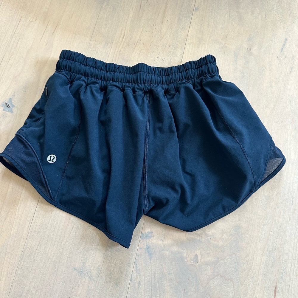 Lululemon Hotty Hot Size 2 Navy